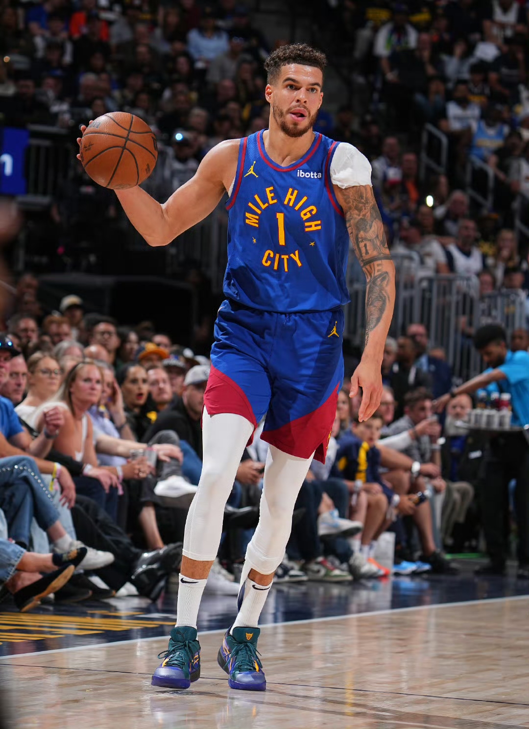 包含NBA常规赛赛程吃紧,丹佛掘金冲刺阶段手感冰凉,目标明确,资深球员宣示担当的词条 包含NBA常规赛赛程吃紧,丹佛掘金冲刺阶段手感冰凉,目标明确,资深球员宣示担当的词条